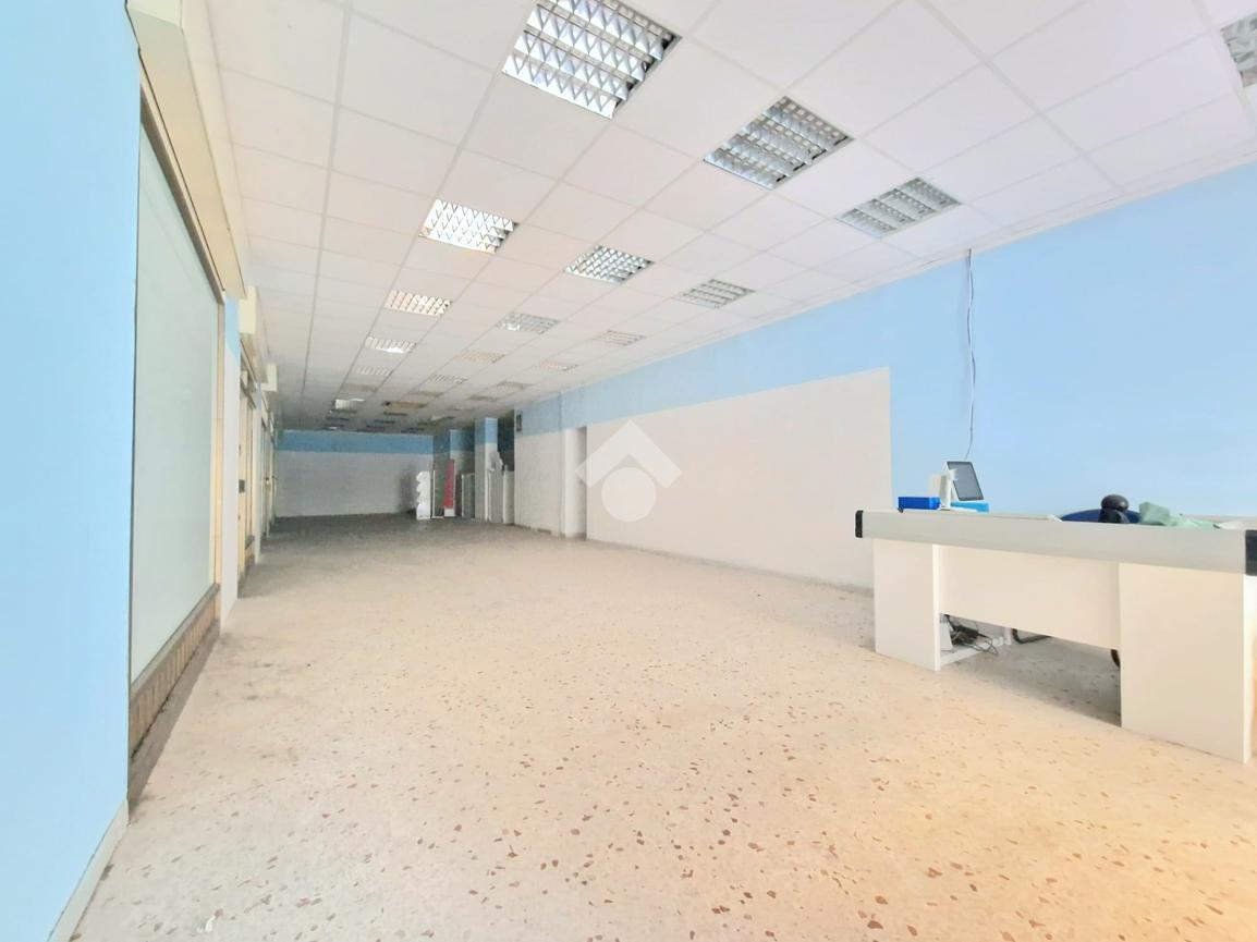Negozio in Via Giovanni Bocchieri 1, Palermo, {3} - Foto 2