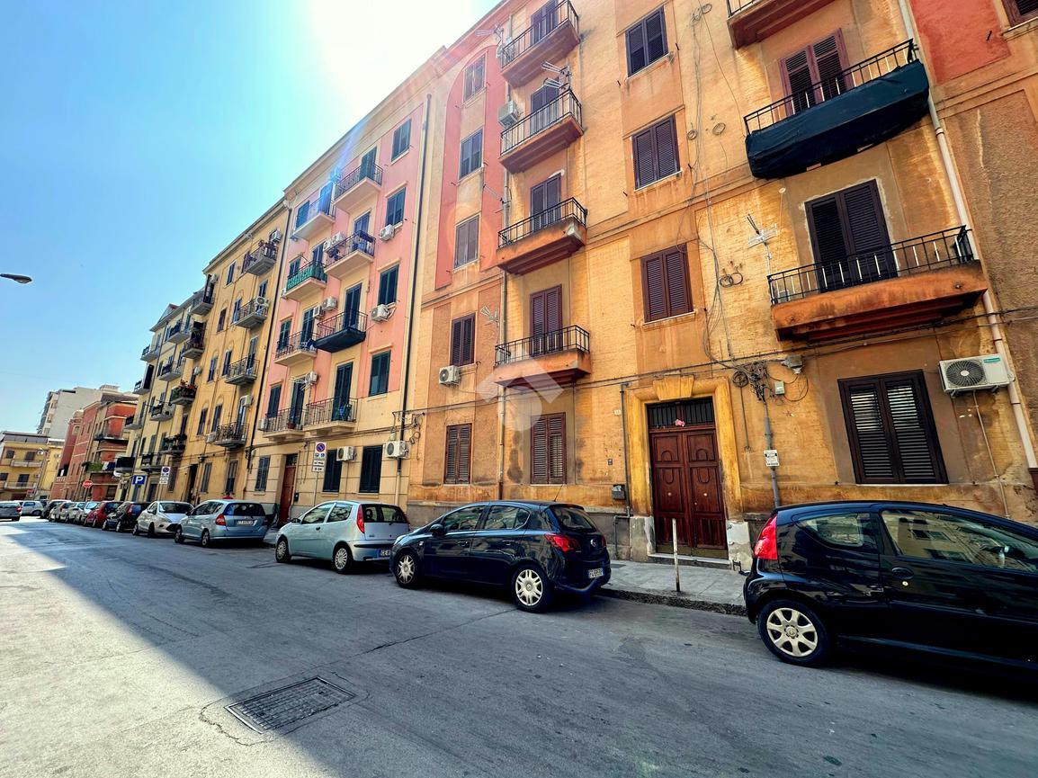 Magazzino in Via Cardinale Tomasi 14, Palermo, {3} - Foto 1