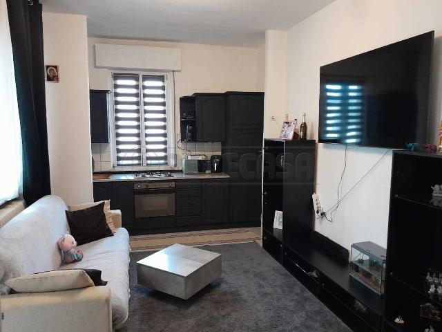 3-room flat in {3}, Viale Alcide De Gasperi 7 - Photo 1