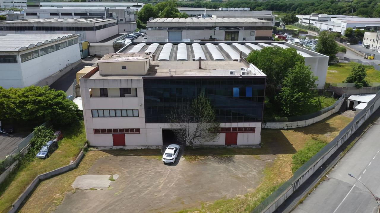 Capannone in dell'Industria, Viterbo, {3} - Foto 2