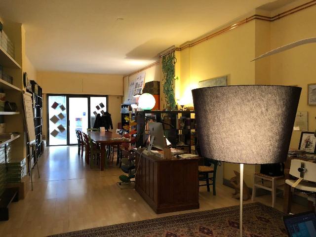 Shop in Via Marazzi, Crema - Photo 1