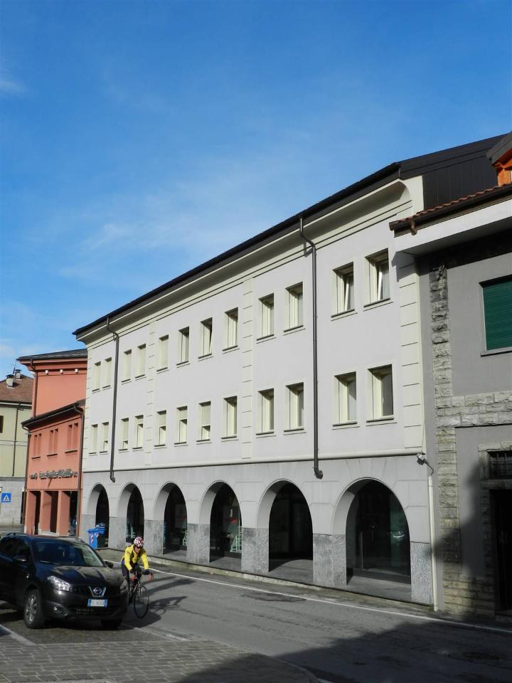 Negozio in Via Nazionale, Colico, {3} - Foto 2