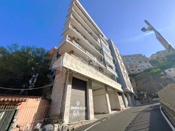 Negozio in Via Privata Comola Ricci, Napoli, {3} - Foto 2