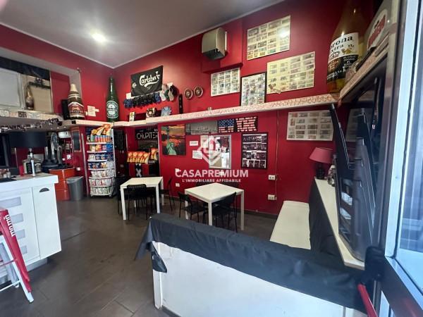 Negozio in Via Pisa, Pomigliano D'Arco, {3} - Foto 2