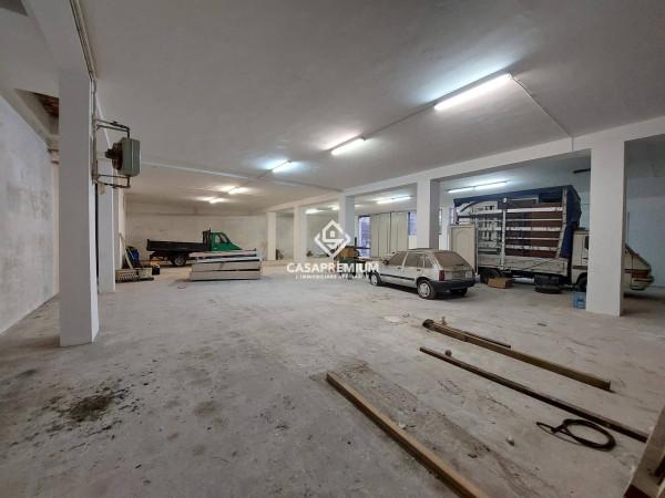 Magazzino in Via Alcide De Gasperi, Roccarainola, {3} - Foto 1