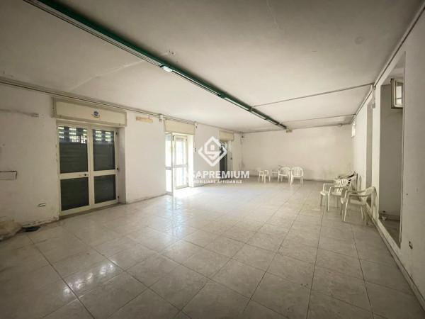 Negozio in Corso Vittorio Emanuele II, Acerra, {3} - Foto 2