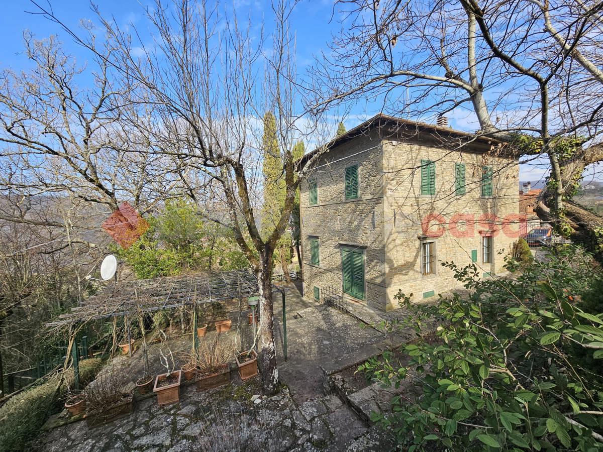 Villa in vendita a Chitignano