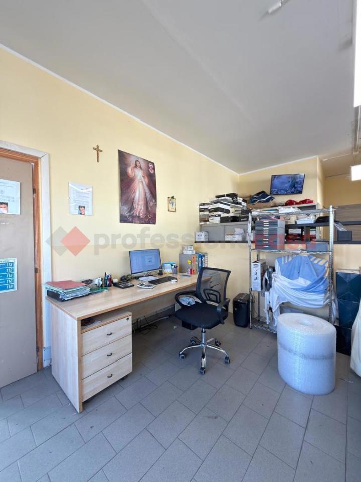 Laboratorio in Via Giulio Pastore , Arezzo, {3} - Foto 2