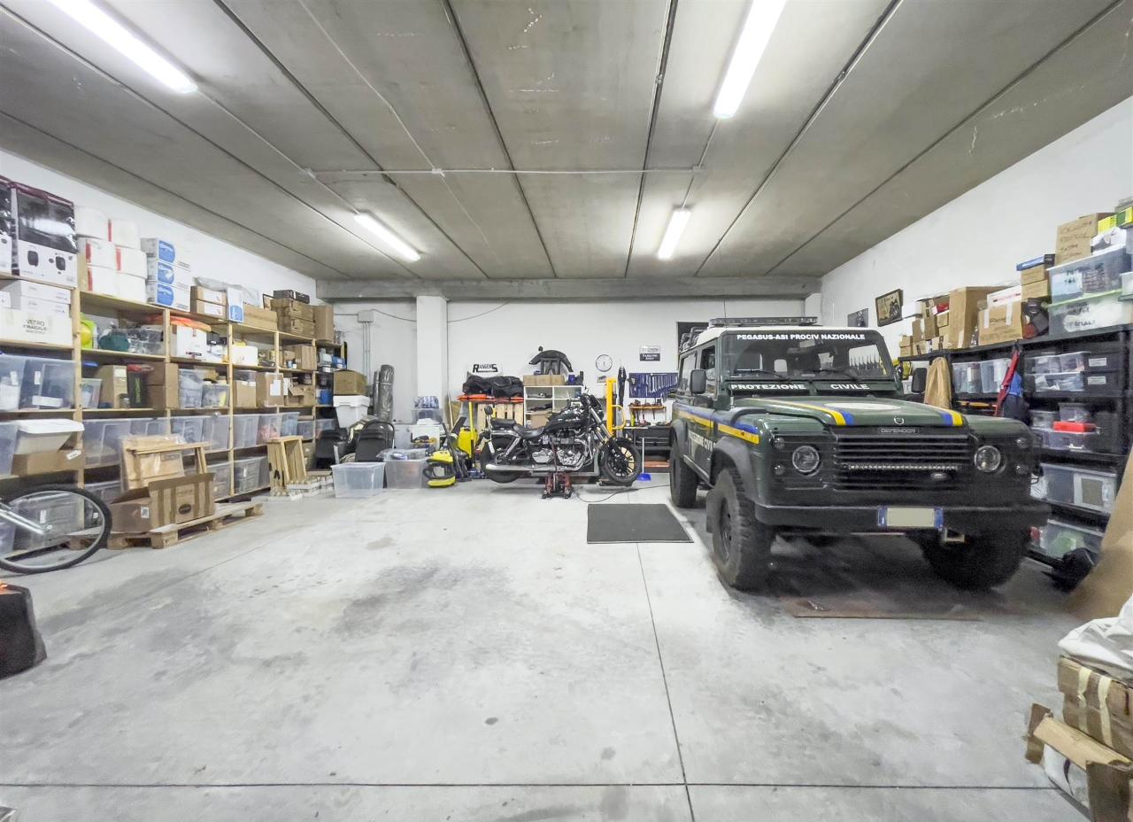 Magazzino in , Sarzana, {3} - Foto 1