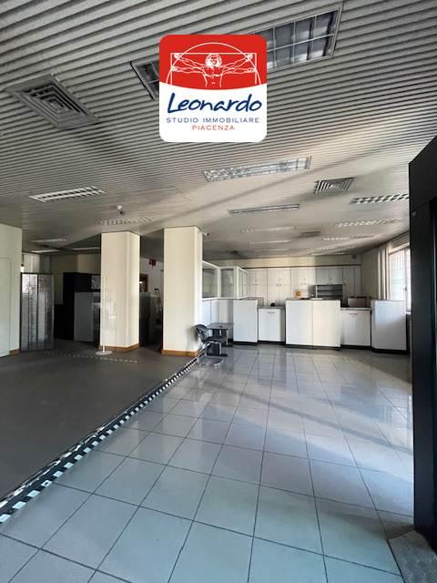 Ufficio in , Piacenza, {3} - Foto 1