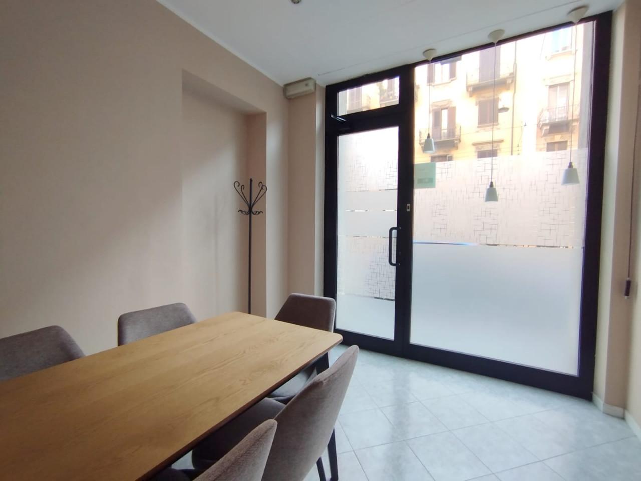 Negozio in Via Dante di Nanni 8/Bis/a, Torino, {3} - Foto 1