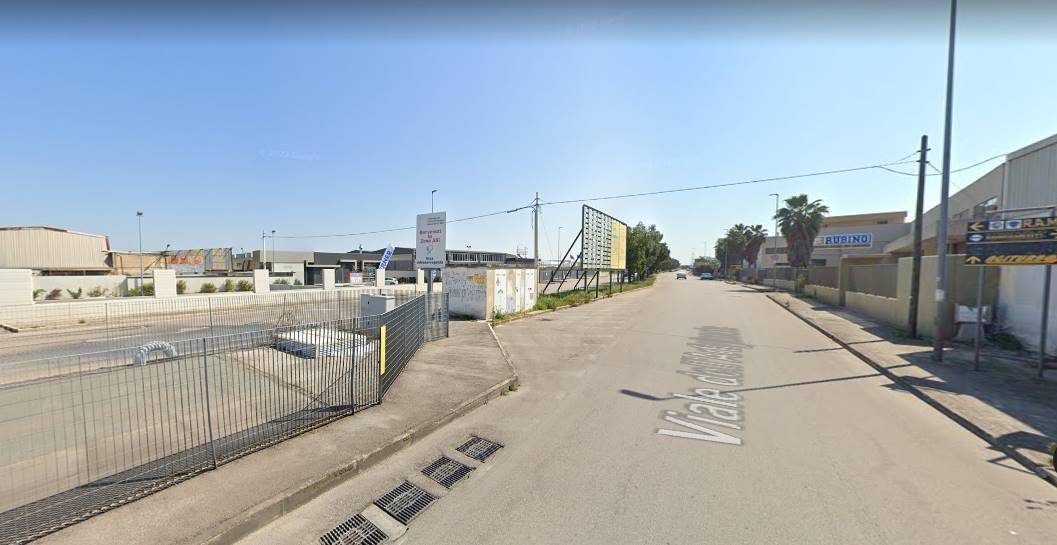 Negozio in Viale dell'Artiginato, Modugno, {3} - Foto 2