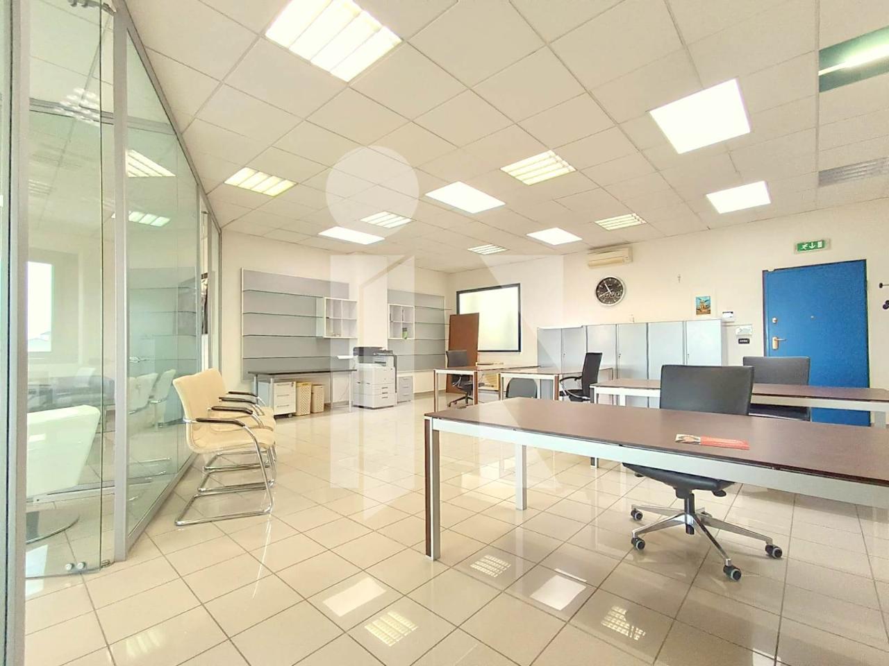 Ufficio in , Bagnolo San Vito, {3} - Foto 1