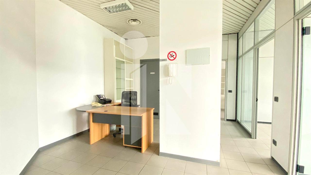 Ufficio in , Mantova, {3} - Foto 2
