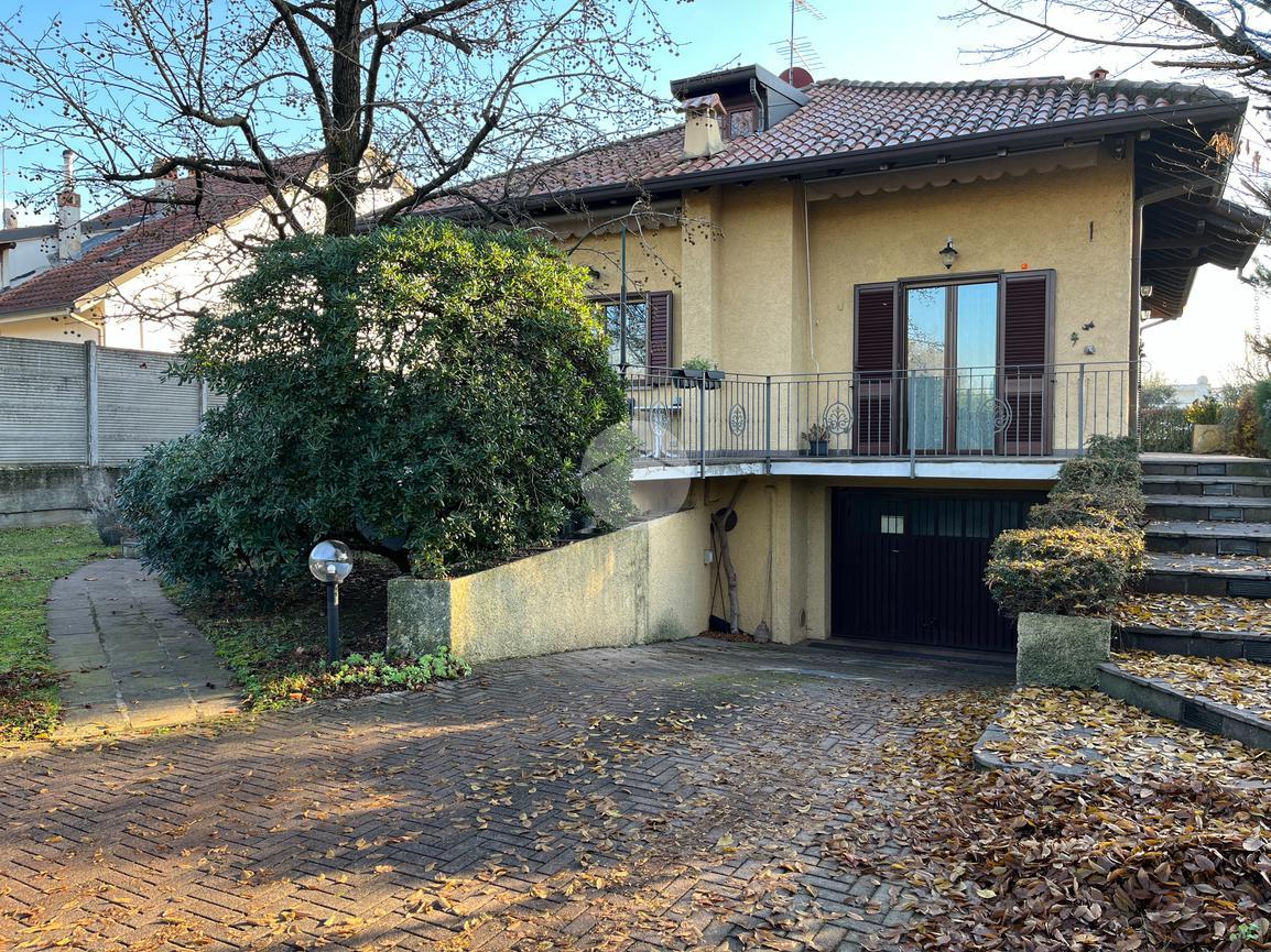 Villa in vendita a Seregno