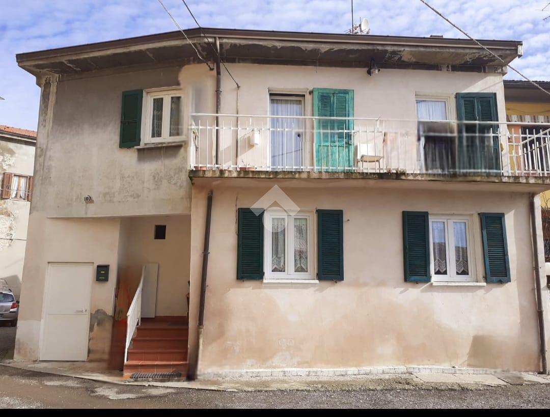 Casa indipendente in vendita a Medesano