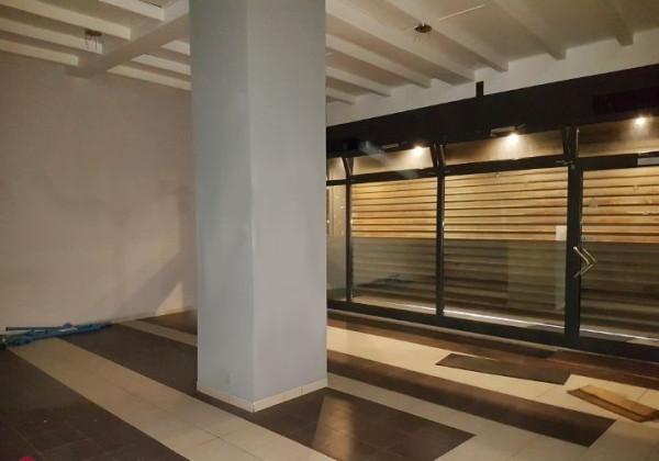 Negozio in , Gazzaniga, {3} - Foto 1