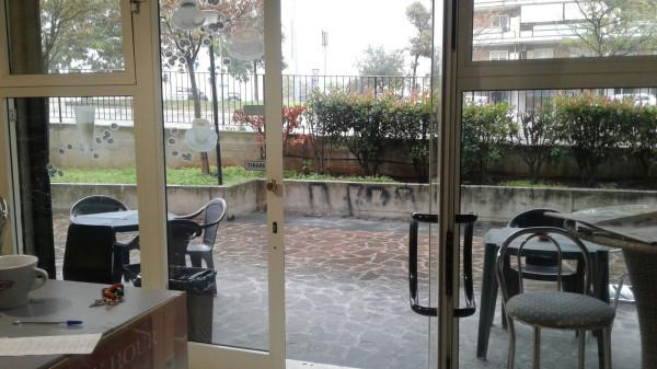 Negozio in Viale Francesco Caltagirone, Roma, {3} - Foto 1