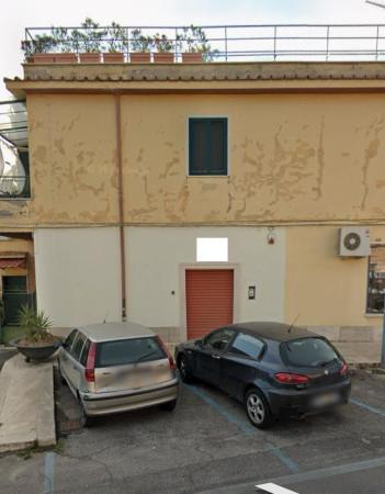 Negozio in Piazza Francesco Baracca, Guidonia Montecelio, {3} - Foto 2