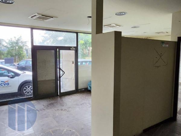 Capannone in Strada Provinciale Rivoltana 12, Pozzuolo Martesana, {3} - Foto 2