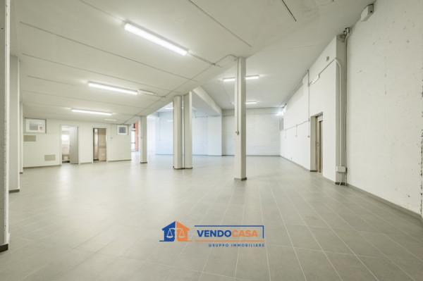 Magazzino in Via Beppe Fenoglio 10, Cuneo, {3} - Foto 2