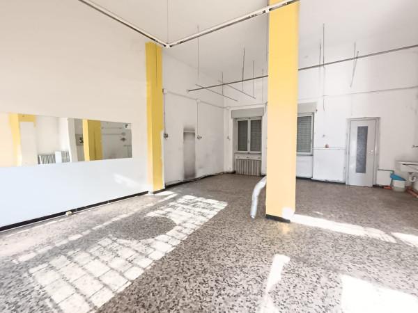 Negozio in Viale Pilone 128, Asti, {3} - Foto 2