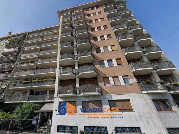 Magazzino in Via Messina 47, Milano, {3} - Foto 1