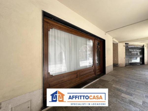 Negozio in , Carmagnola, {3} - Foto 2
