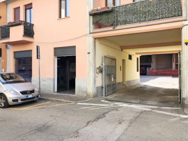 Negozio in Via Vittorio Emanuele II, Casorate Primo, {3} - Foto 1