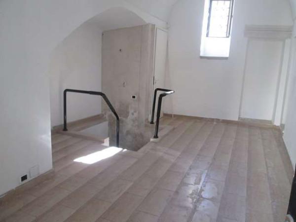 Negozio in Via Sant'Angelo 45, Molfetta, {3} - Foto 2