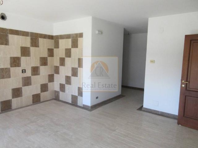 3-room flat in Via dei Mille, Carrara - Photo 1