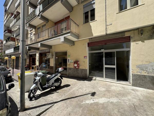 Negozio in Via Aldo Moro 34, Monreale, {3} - Foto 2