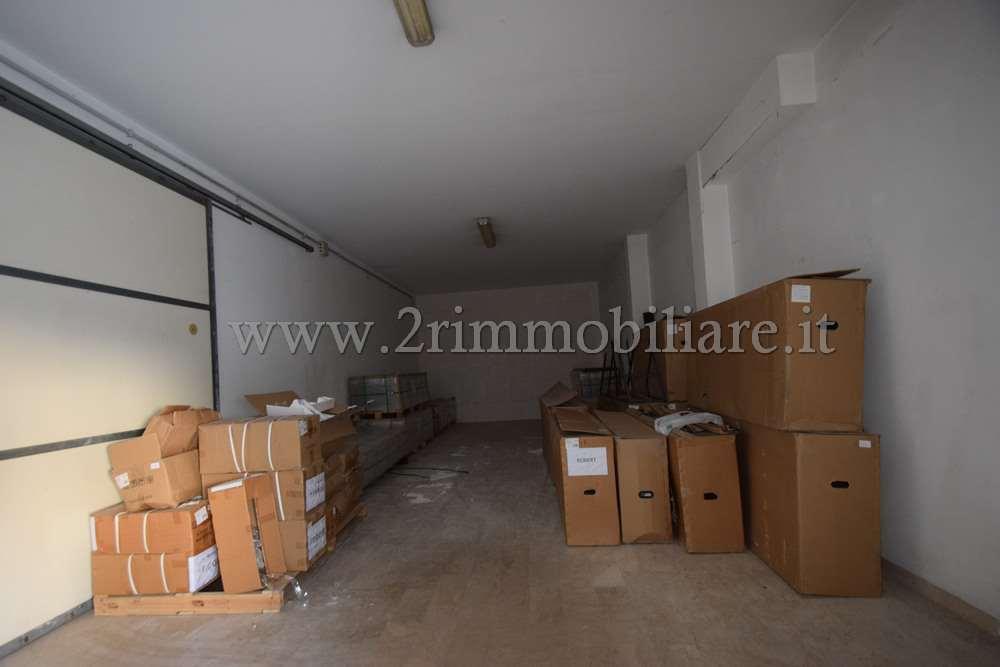 Magazzino in Viale Valdemone, Mazara del Vallo - Foto 1