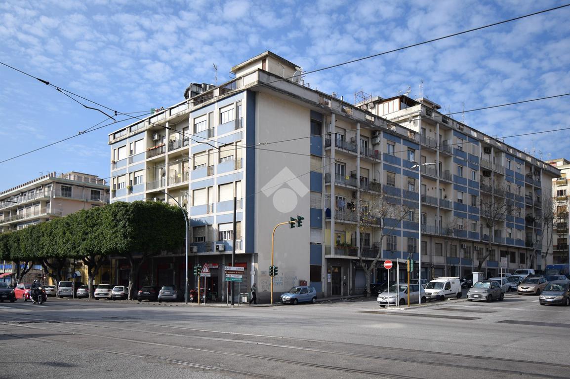 Negozio in Negozio Viale della Libertà 79, Messina, {3} - Foto 2