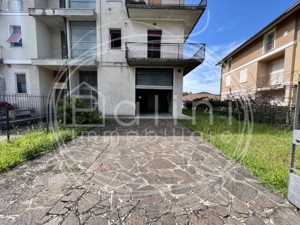 Magazzino in Via Vittorio Veneto 11a, Ome, {3} - Foto 2