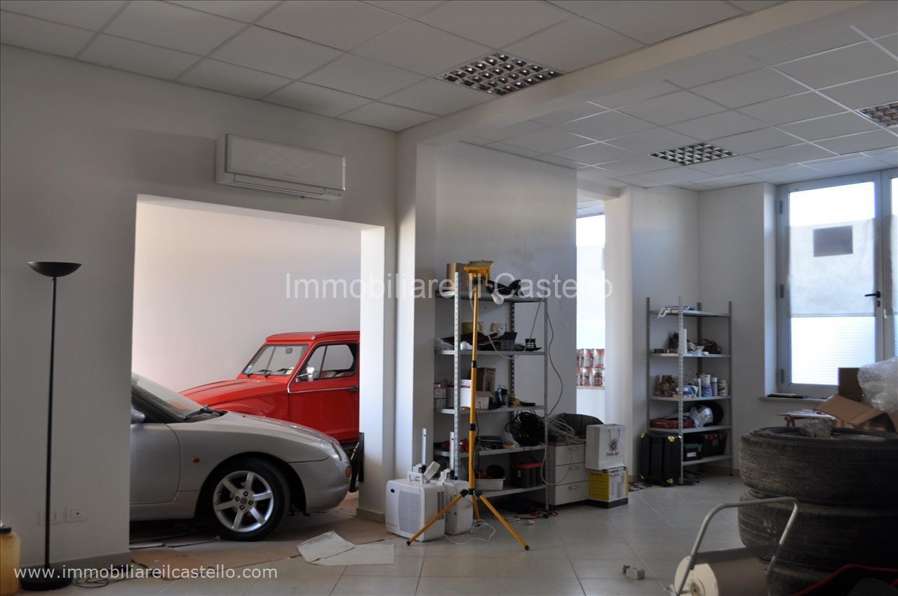 Esercizio commerciale in , Castiglione Del Lago, {3} - Foto 2