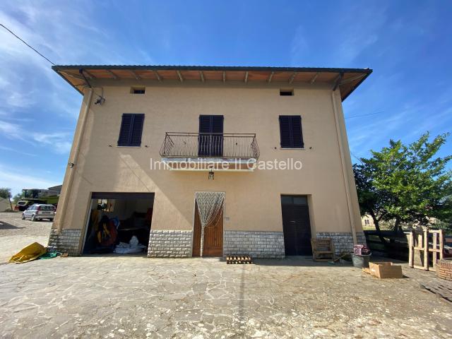 Detached house in Sp304, Castiglione del Lago - Photo 1