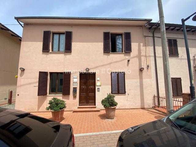 Terraced house in Via Buozzi, Castiglione del Lago - Photo 1