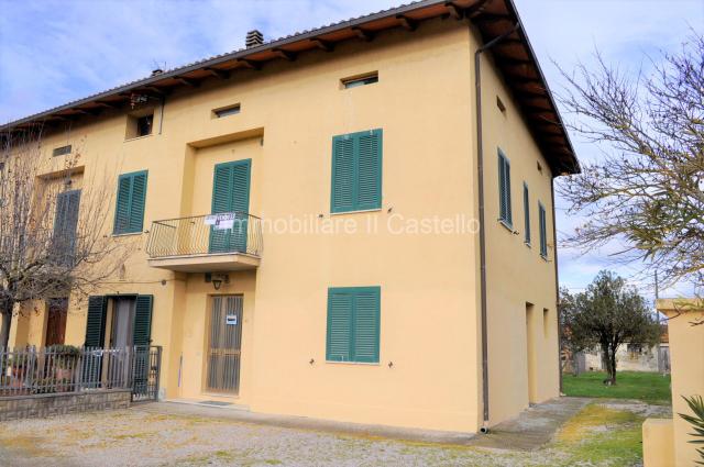 Villa a schiera in Via Giovanni Boccaccio, Castiglione del Lago - Foto 1