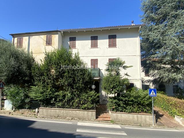 Terraced house in Via Indipendenza, Castiglione del Lago - Photo 1