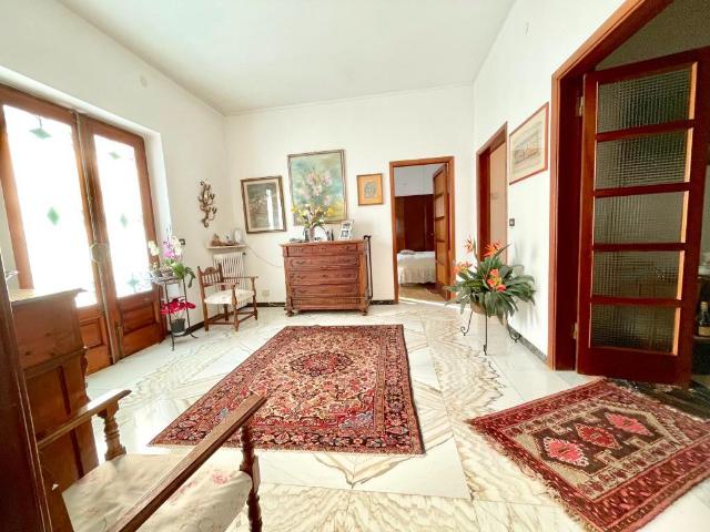 Mansion in Resana 54033, Carrara - Photo 1