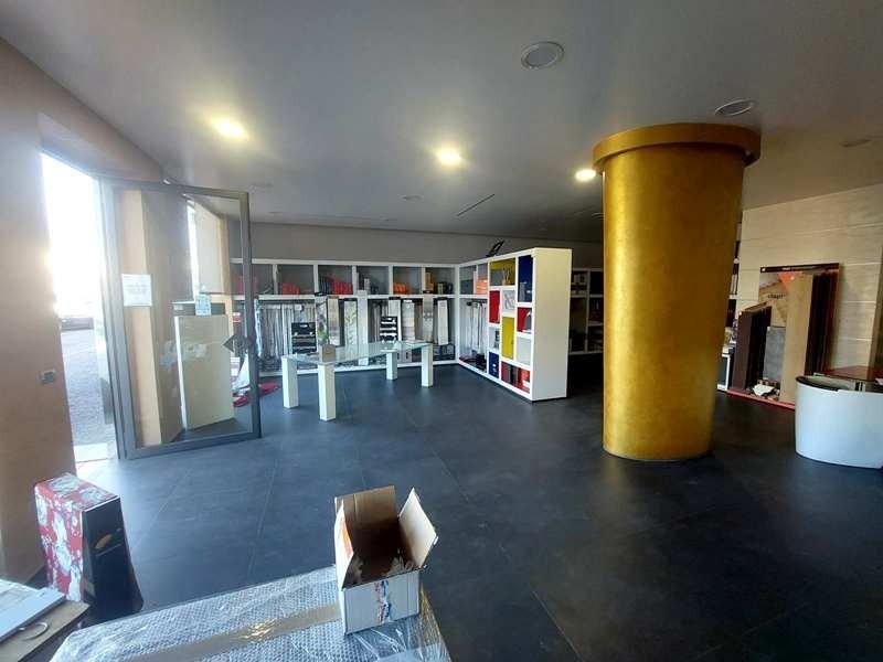 Capannone in , Massa, {3} - Foto 2
