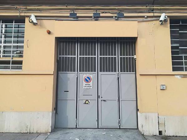 Capannone in Viale Martiri di Piazza Tien An Men, Reggio Emilia, {3} - Foto 1