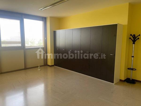 Ufficio in Viale Umberto I, Reggio Emilia, {3} - Foto 1