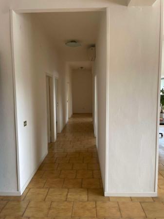 Ufficio in Viale Monte San Michele 1, Reggio Emilia, {3} - Foto 2