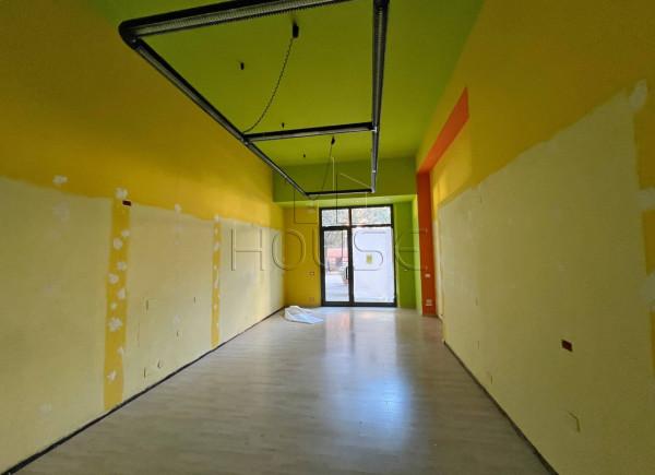 Negozio in Via Unità d'Italia, Umbertide, {3} - Foto 2