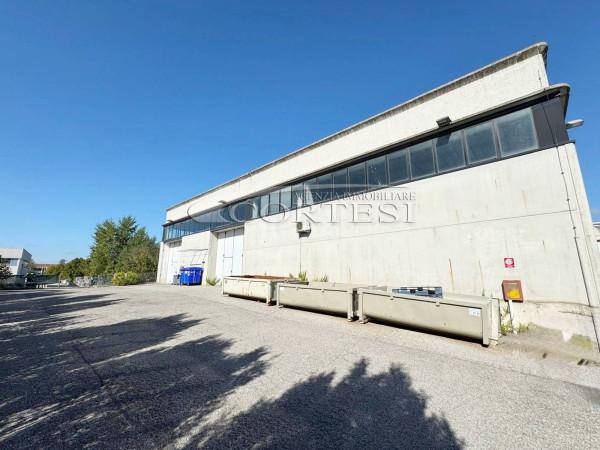 Negozio in Via dell'Industria, Perugia, {3} - Foto 2