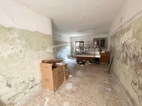 Negozio in Via Roma 5, Fratte Rosa, {3} - Foto 1