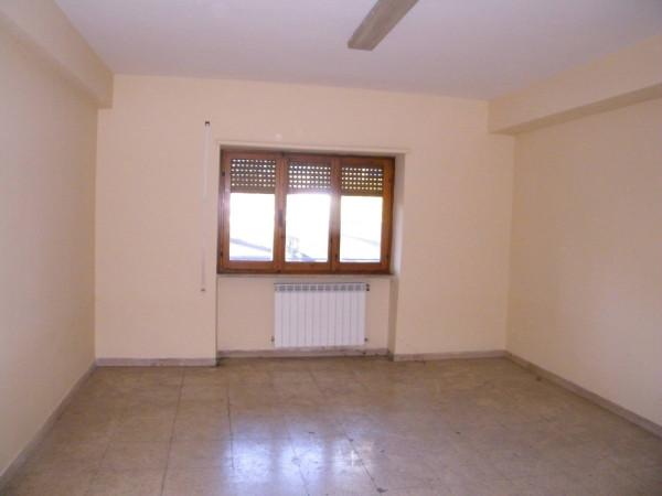 Ufficio in Viale Roma 101, Frosinone, {3} - Foto 1