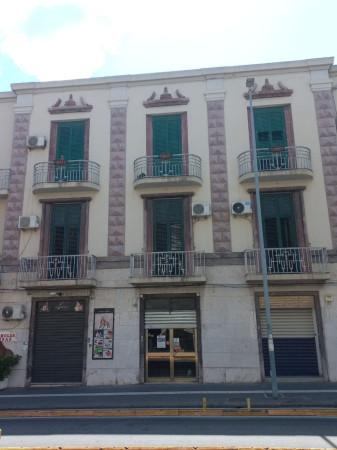 Negozio in Corso Camillo Benso di Cavour 150, Messina, {3} - Foto 1